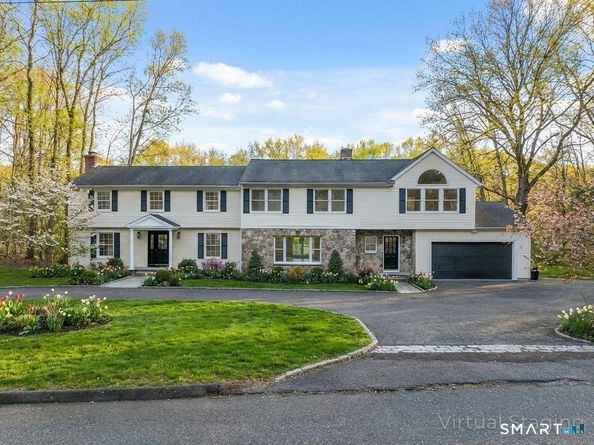 12 Werf Drive, Redding CT 06896