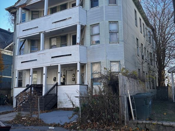 899 Hancock Avenue, Bridgeport CT 06605