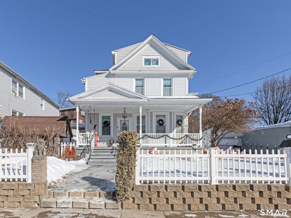 578 Beechmont Avenue, Bridgeport CT 06606