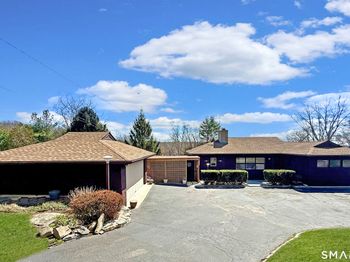 61 Soundview Avenue