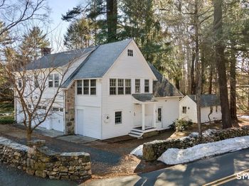 14 Chestnut Hill Road