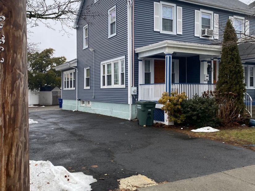 49 Elmwood Place, Bridgeport CT 06605
