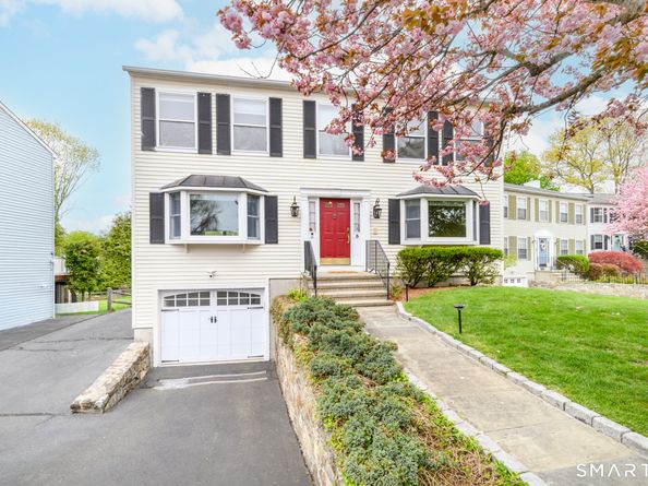 5 Lacey Lane, Norwalk CT 06854