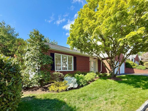 73 Bank Street, New Canaan CT 06840