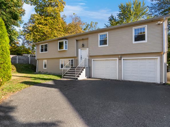 123 Exeter Street, Bridgeport CT 06606