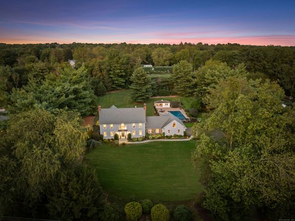 158 Coventry Lane, Fairfield CT 06824