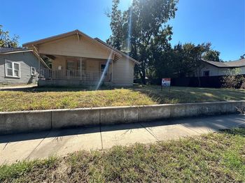 829 W Beddell Street 