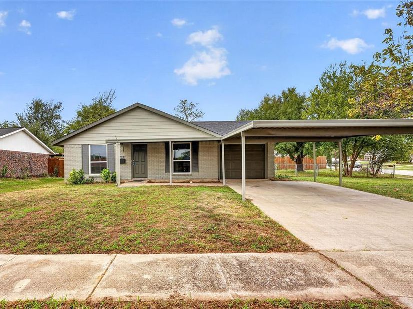 2648  Whippoorwill Drive , Mesquite Texas 75149