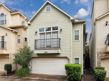 9007  Harbor Hills Drive 