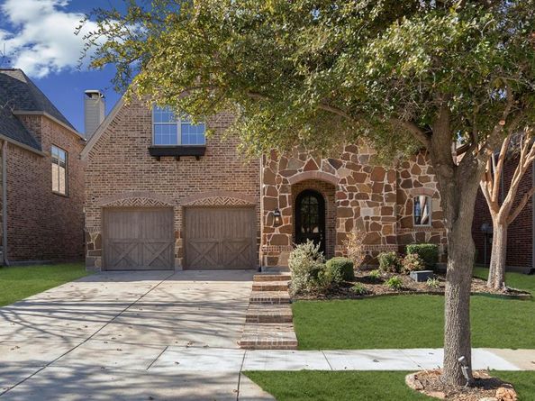 8505  Bayberry Avenue , Lantana Texas 76226