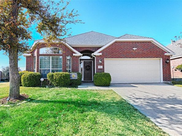 2704  Spring Drive , McKinney Texas 75072