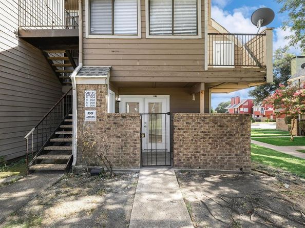9835  Walnut Street  106, Dallas Texas 75243