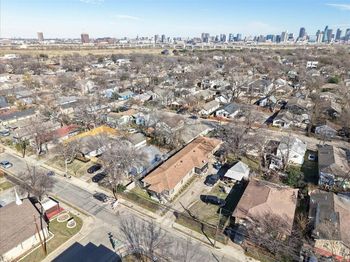 3418  Chihuahua Avenue 