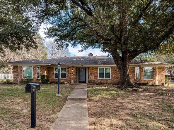 1428  Pamela Street , Hurst Texas 76053