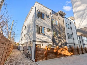 1118  Galveston Avenue 