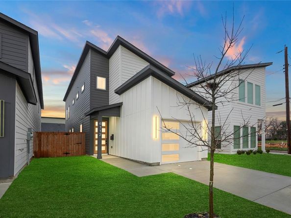 6112  Carlton Garret Street , Dallas Texas 75215