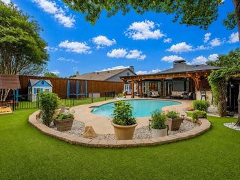 1213  Nelson Place 