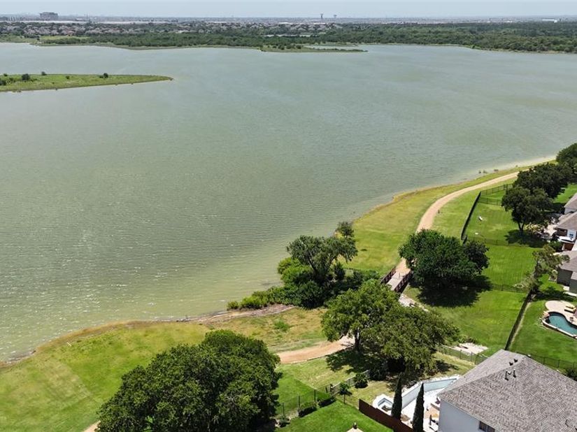5900  Avocet Way , The Colony Texas 75056