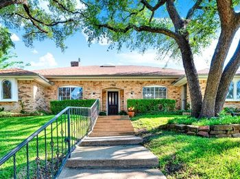 1908  Edgewater Drive 