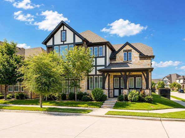 1571  Amesbury Way , Farmers Branch Texas 75234