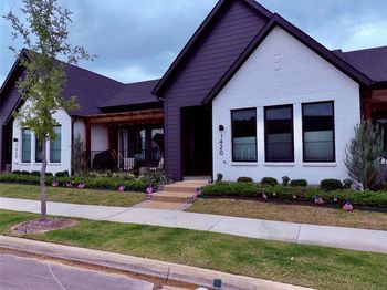 1420  Rose Willow Way 