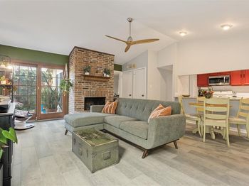 2922  Canis Circle 