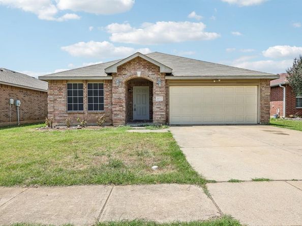 8832  Elk Creek Lane , Fort Worth Texas 76123