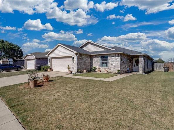 2612  Diver Court , Fort Worth Texas 76119