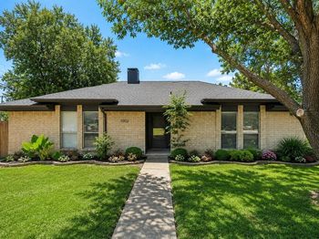 1002  Kingston Drive 