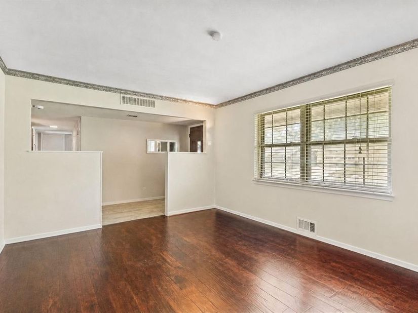 725  Branch Drive , Garland Texas 75041