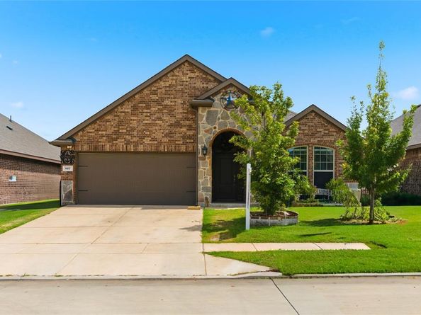 527  Francis Lane , Royse City Texas 75189