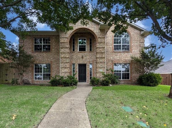 4210  Glistening Springs , Rowlett Texas 75088