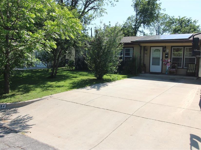 4454  Pleasant Street , Fort Worth Texas 76115