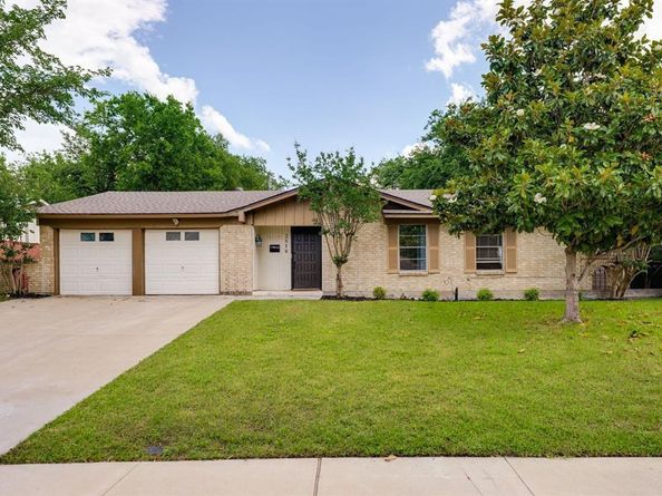 2518  Hightrail Drive , Carrollton Texas 75006
