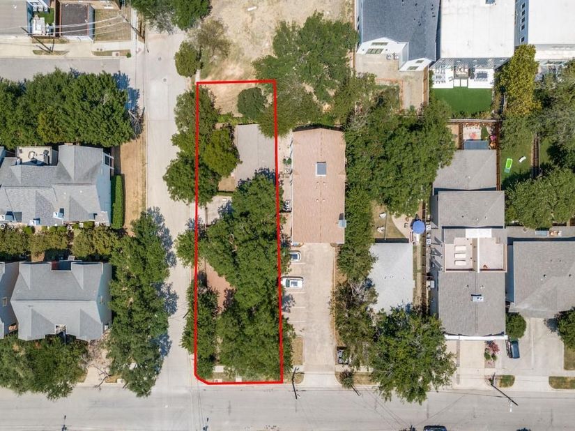 5903  Lewis Street , Dallas Texas 75206