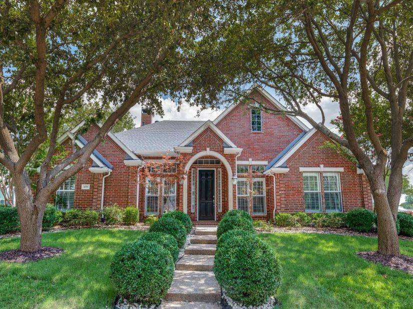 4684  Old Pond Drive , Plano Texas 75024