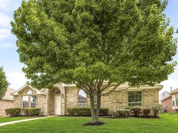 1138  Hampshire Lane 