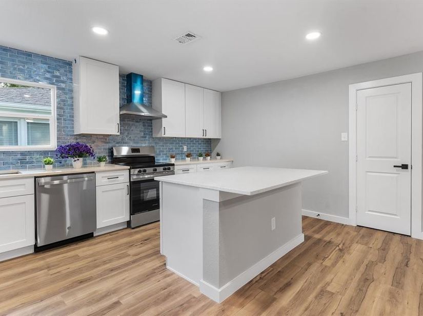 6136  Walnut Drive , Fort Worth Texas 76114