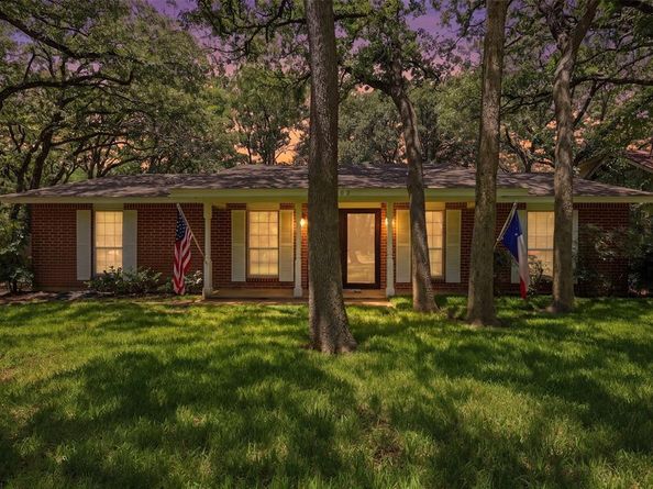 3702  Hastings Drive , Arlington Texas 76013