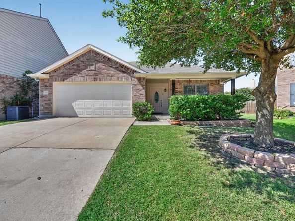 4205  Golden Sunset Court , Fort Worth Texas 76244