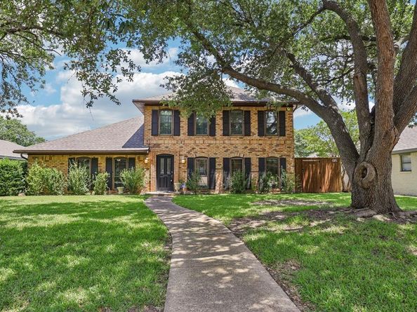 6631  Fireflame Drive , Dallas Texas 75248