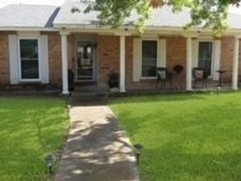 7218  Chinaberry Road 