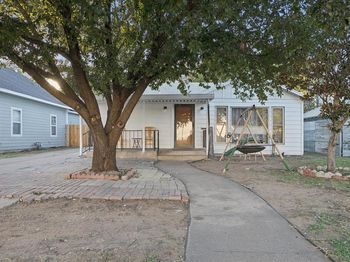 317 N Chandler Drive N