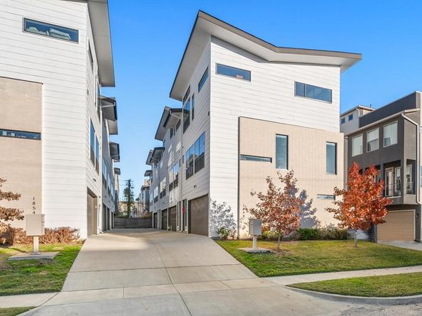 1848  Euclid Avenue  104, Dallas Texas 75206