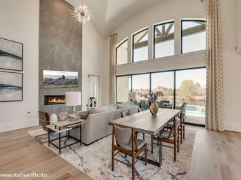 860  Hackberry Drive 