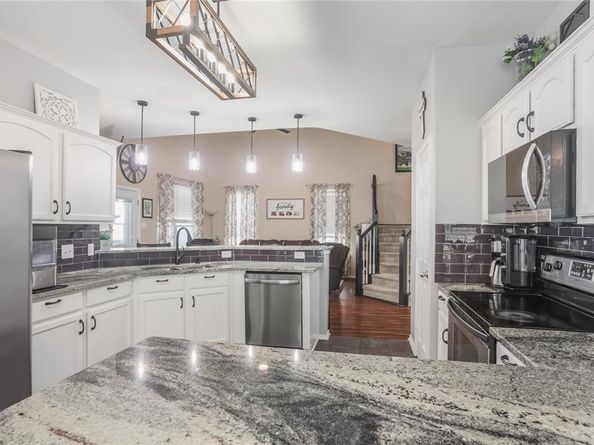 1807  Bridgeport Drive , Providence Village Texas 76227