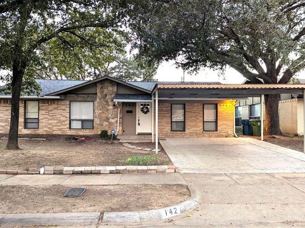 142  Price Drive , Lewisville Texas 75067