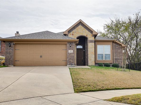 10813  Valor Trail , Fort Worth Texas 76108