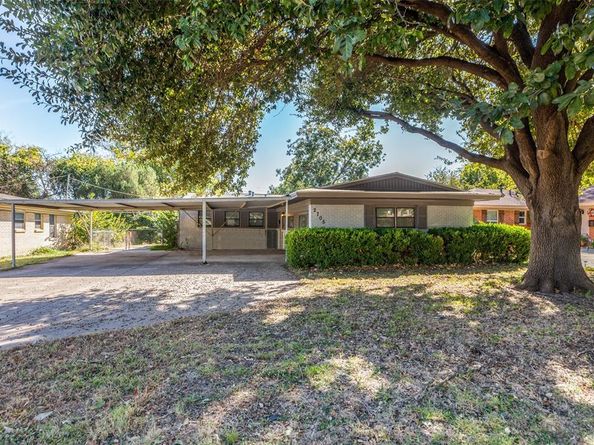 2705 W Fuller Avenue , Fort Worth Texas 76133