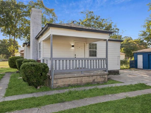 3228  Emmett Street , Dallas Texas 75211